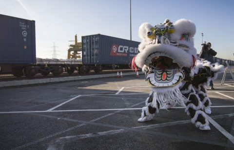 Chinese rail freight train to Europe. Licensed to London News Pictures. 18/01/2017. London, UK. Photo credit: Peter Macdiarmid/LNP